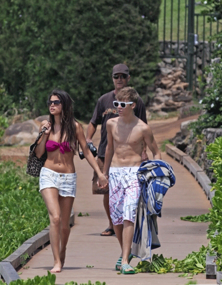 selena gomez and justin bieber in hawaii pics. Selena Gomez amp; Justin