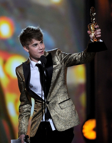 justin bieber dress up 2011. Justin is nominated for eleven