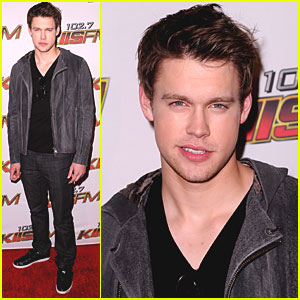 chord-overstreet-dark-hair