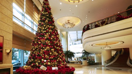 Christmas_tree_four_seasons_shanghai-800x450