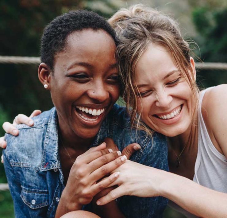 6 Signs Your Girlfriend Is Bisexual