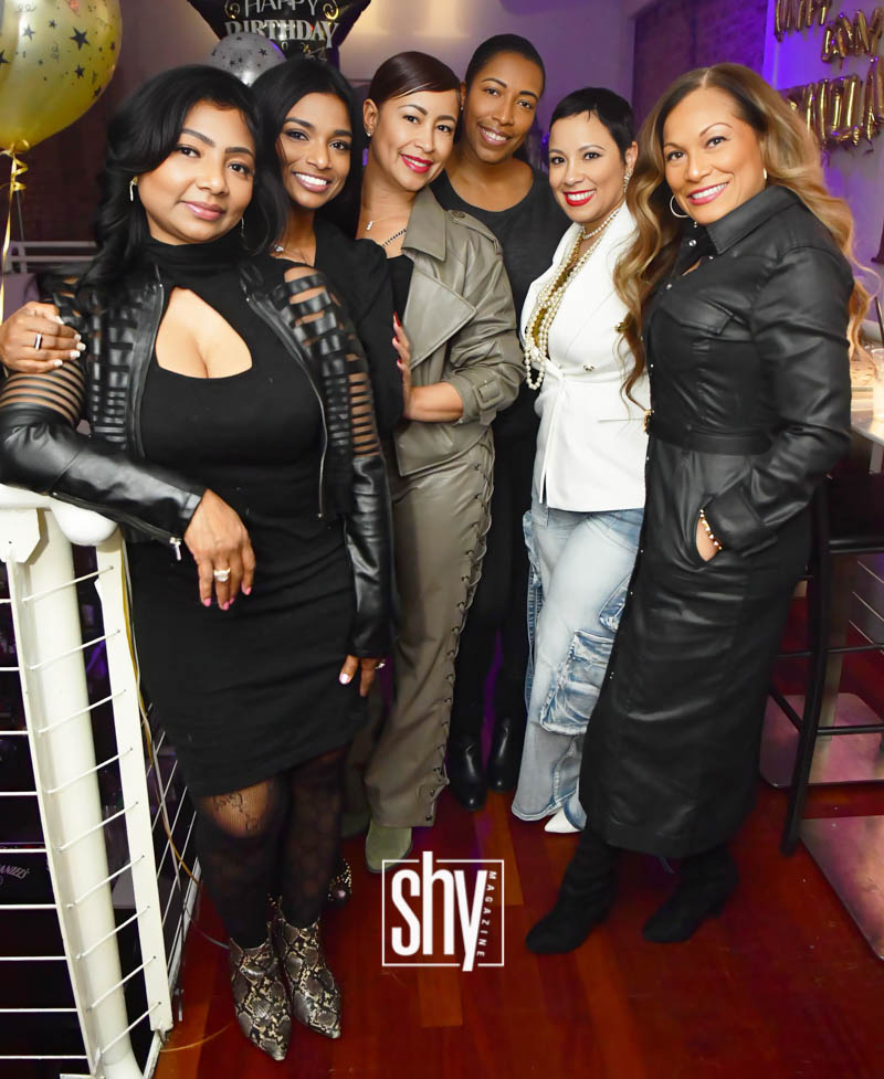 air lounge shy magazine 48