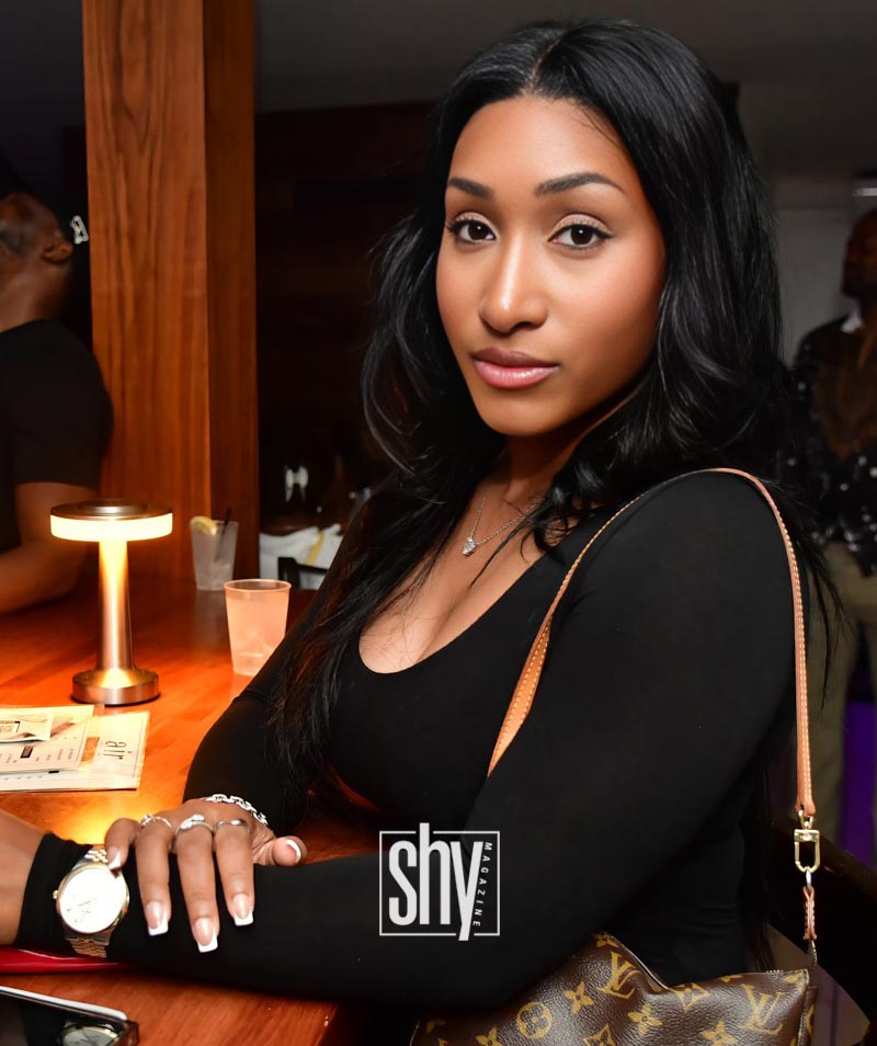 air lounge shy magazine 68