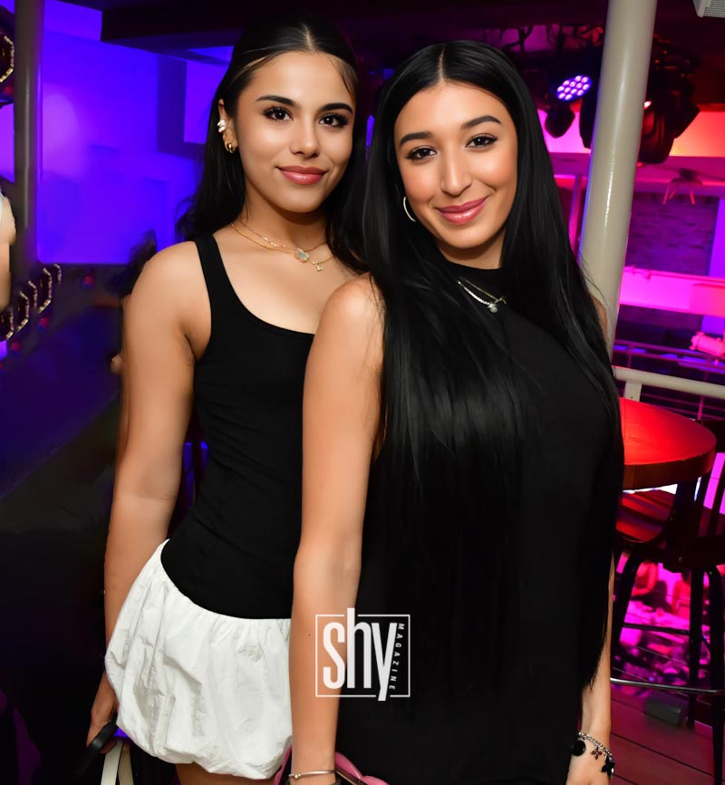 air lounge shy magazine 35