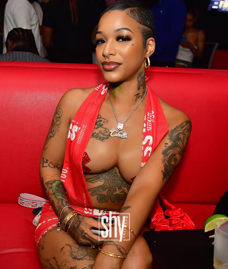 air lounge shy magazine 38