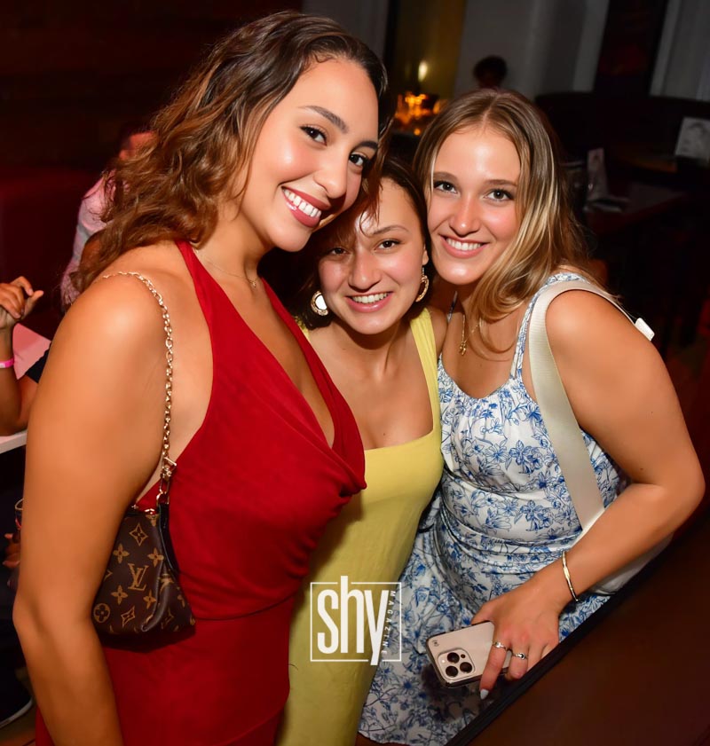 air lounge shy magazine 146