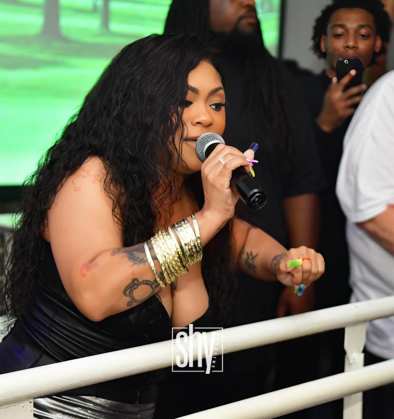 air lounge shy magazine 55