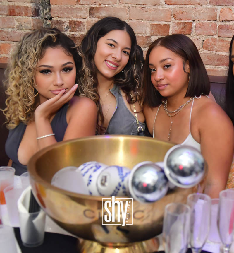 air lounge shymagazine 9