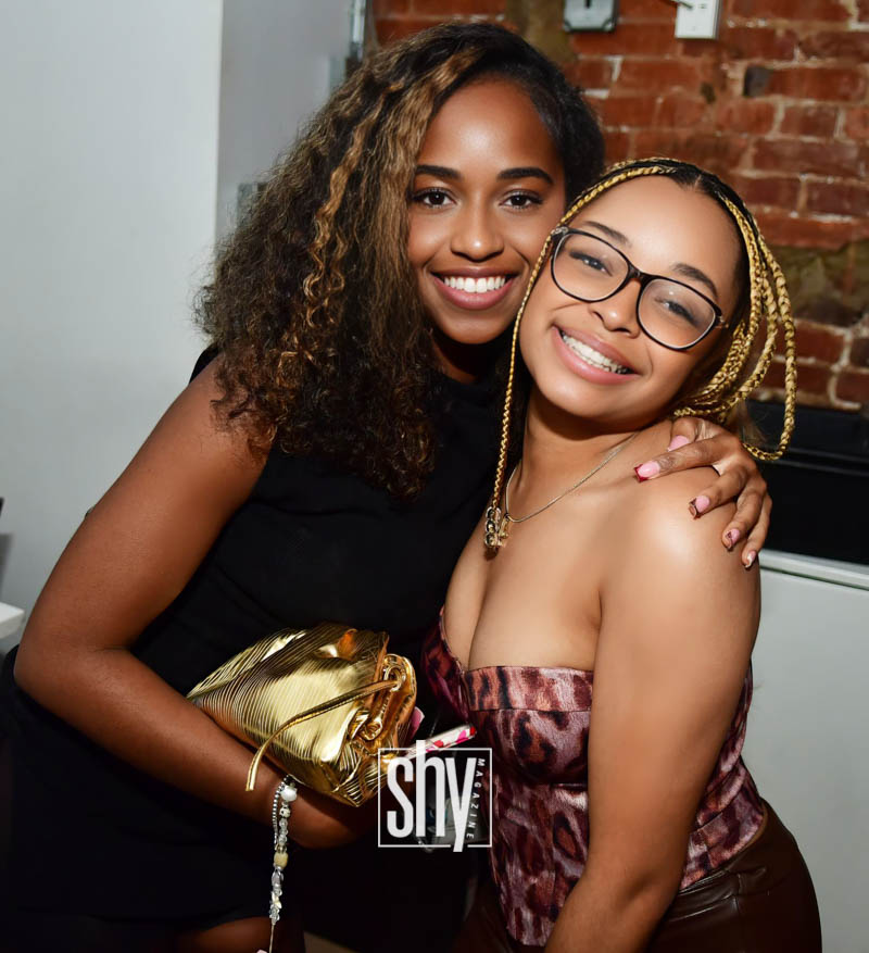 air lounge shy magazine 49