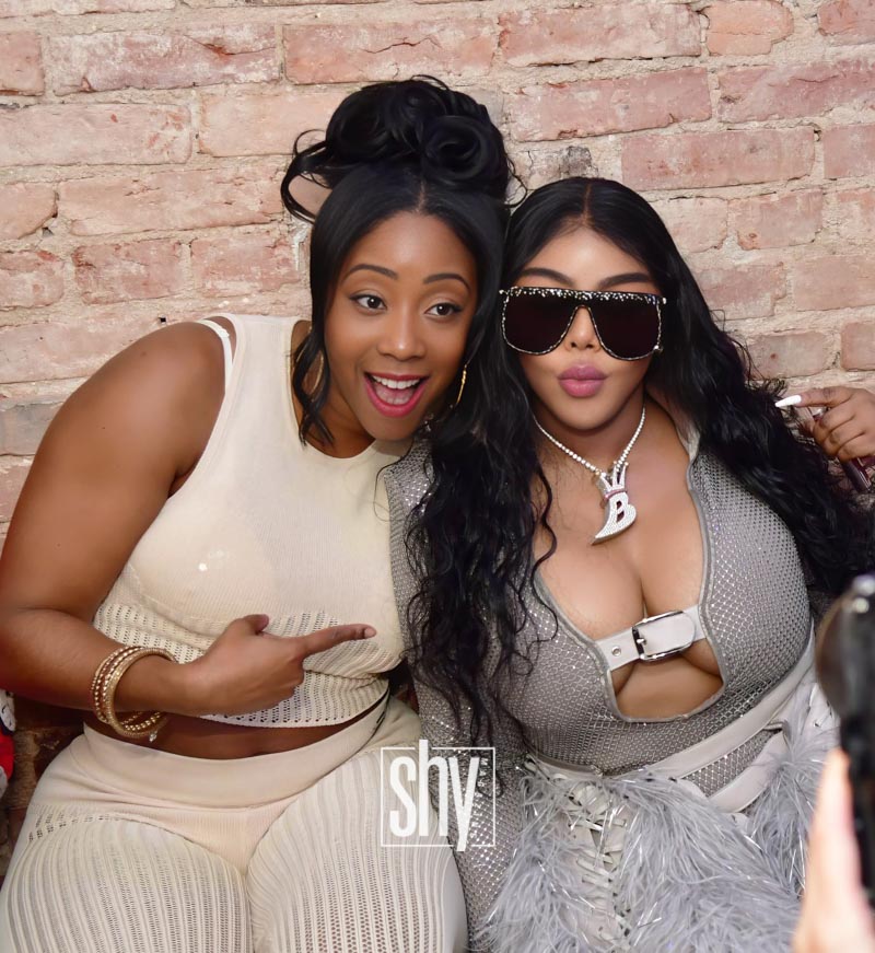 air lounge shy magazine 60