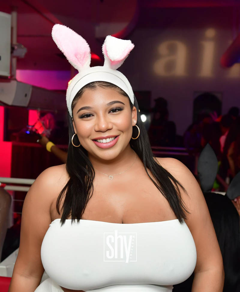 air lounge shy magazine 40