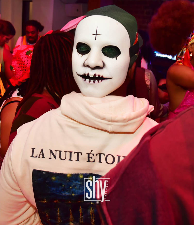 air lounge shy magazine 61