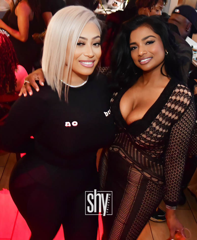 air lounge shy magazine 33