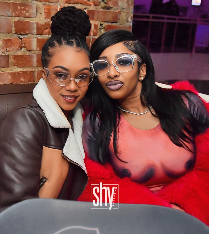 air lounge shy magazine 81