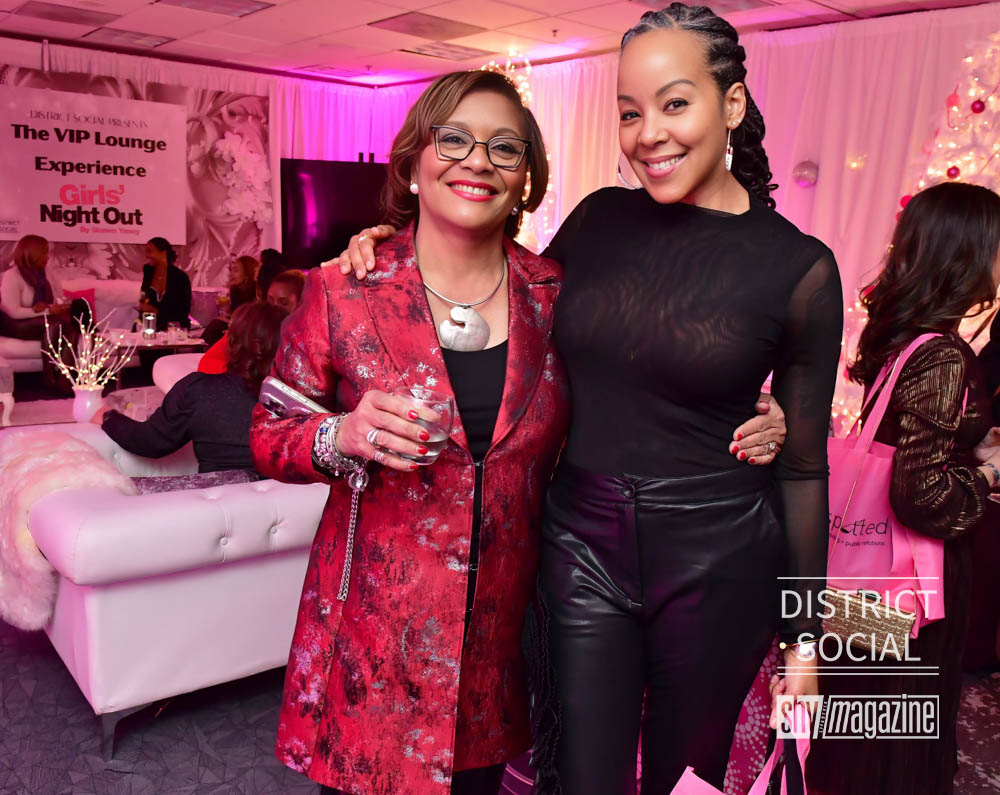 district social shymagazine girls night out 81