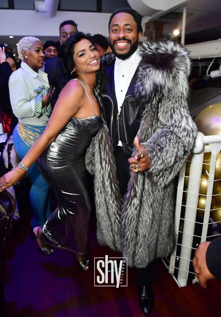 air lounge shy magazine 54