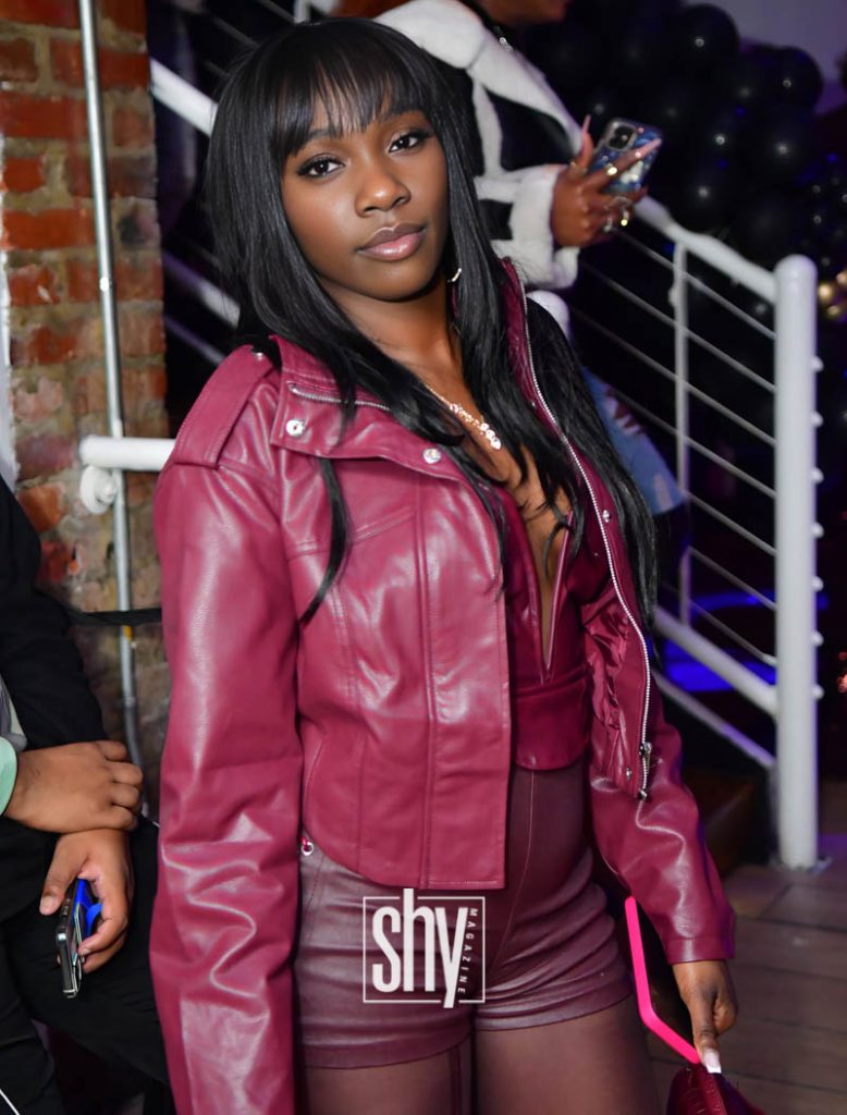 air lounge shy magazine 89