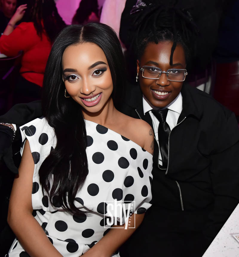 air lounge shy magazine 82