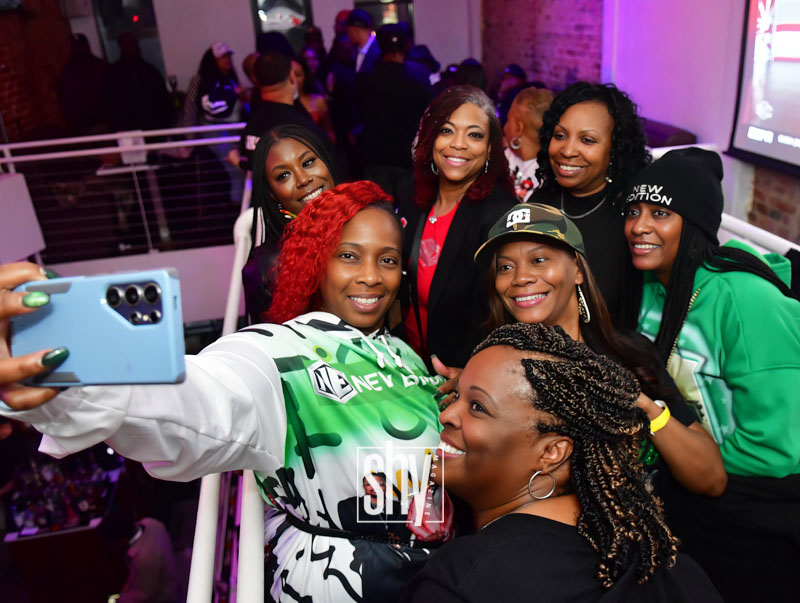 air lounge shy magazine 71