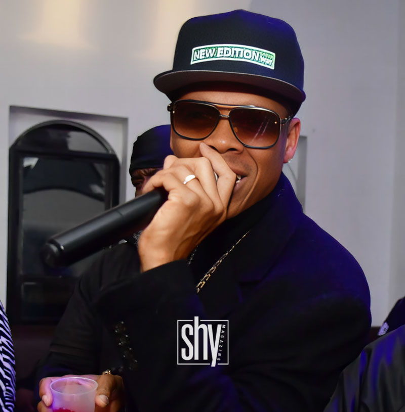 air lounge shy magazine 72