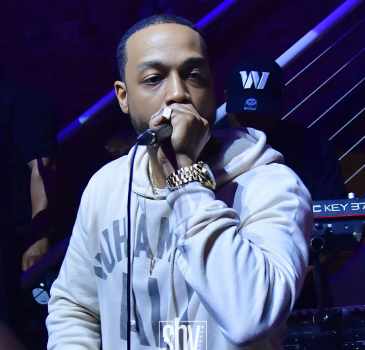 air lounge shy magazine 101