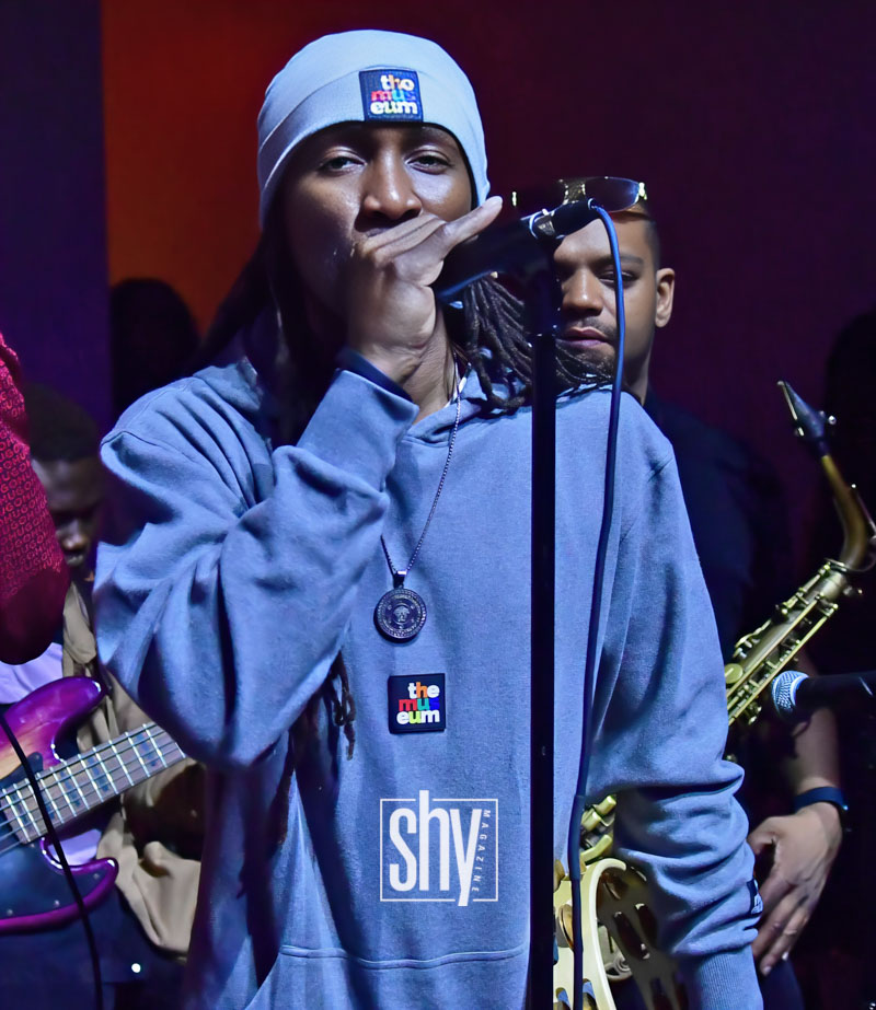 air lounge shy magazine 12