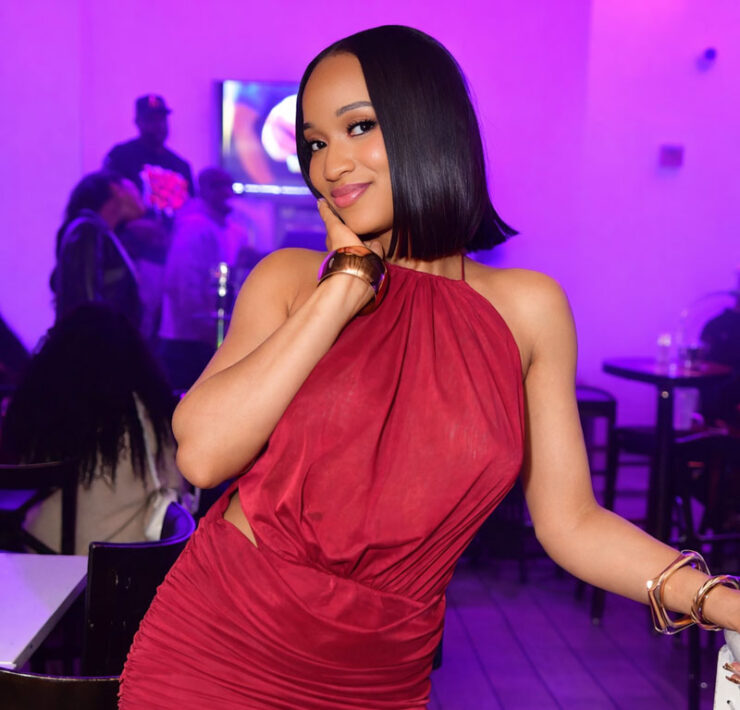 air lounge shy magazine 75