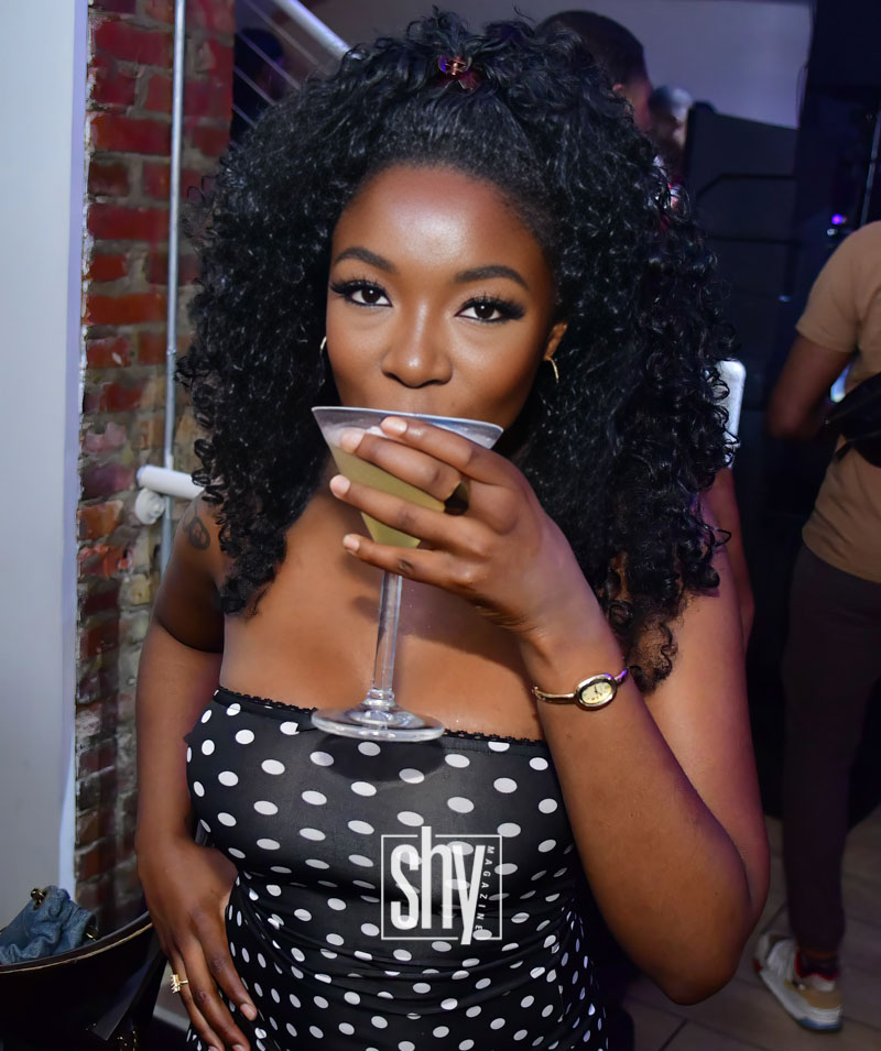 air lounge shy magazine 75