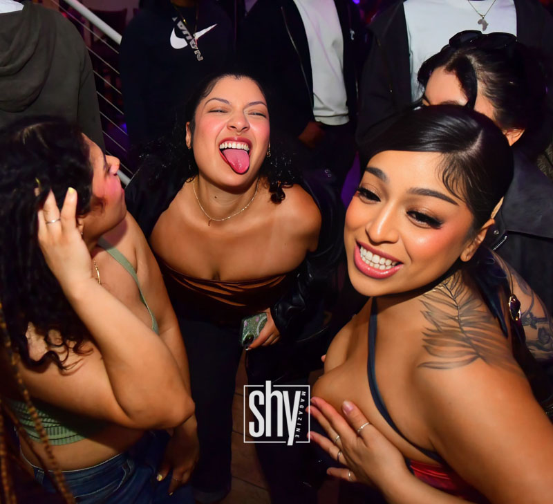 air lounge shy magazine 23