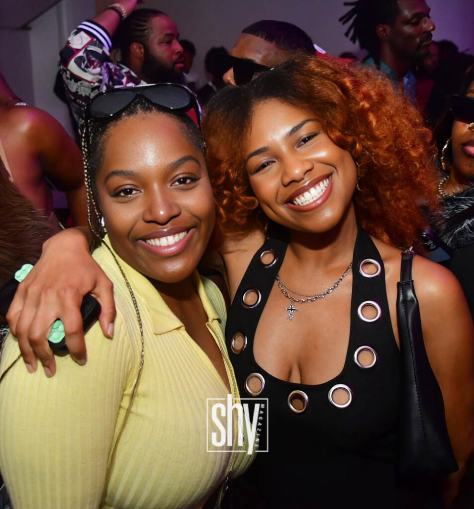 air lounge shy magazine 34