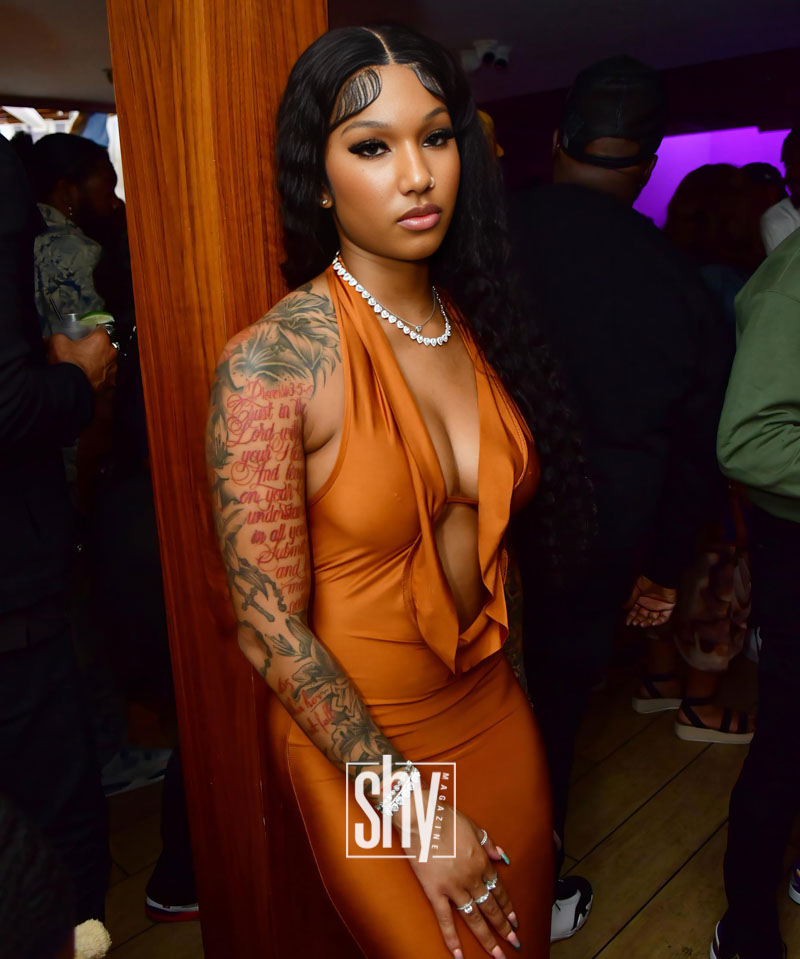 air lounge shy magazine 4