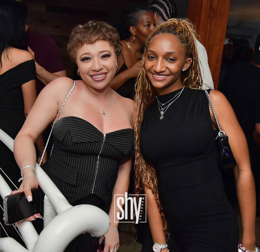 air lounge shy magazine 51