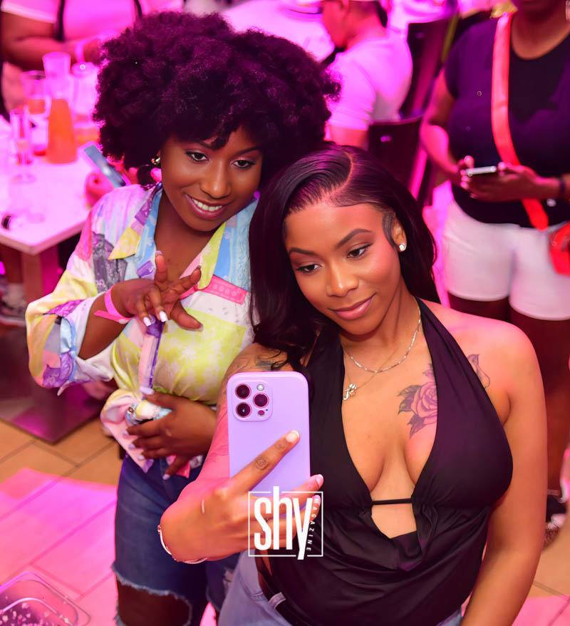 air lounge shy magazine 60