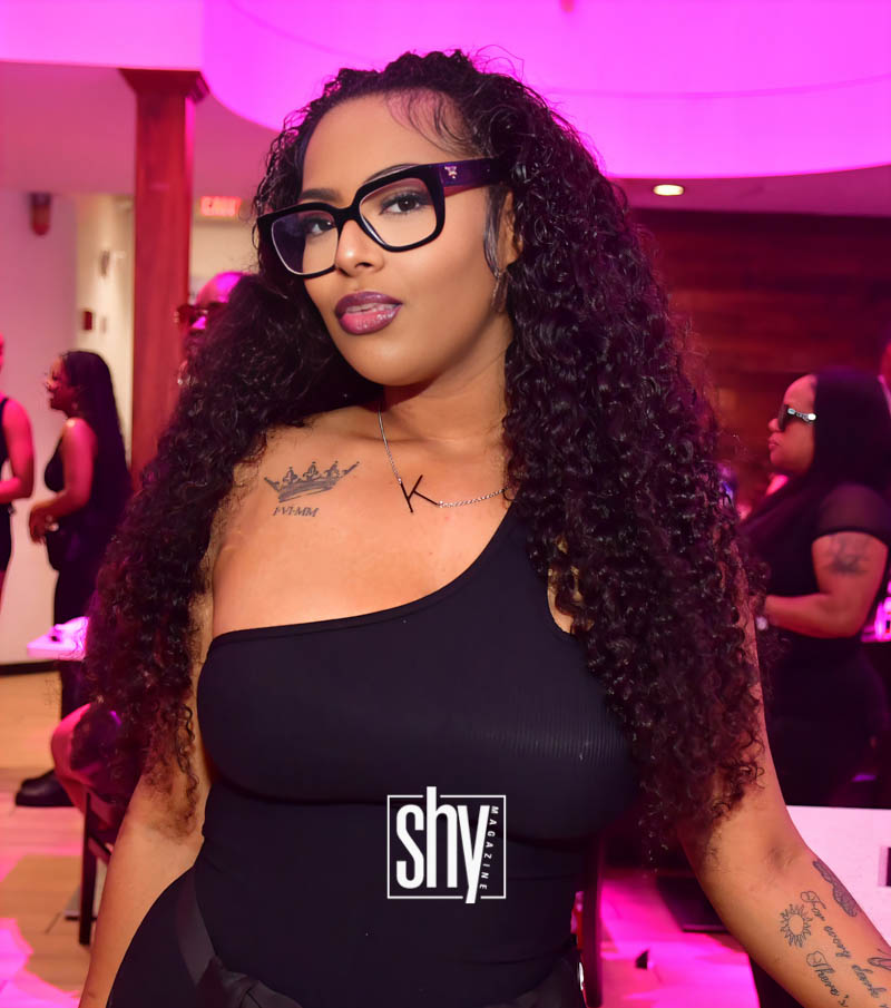air lounge shy magazine 62