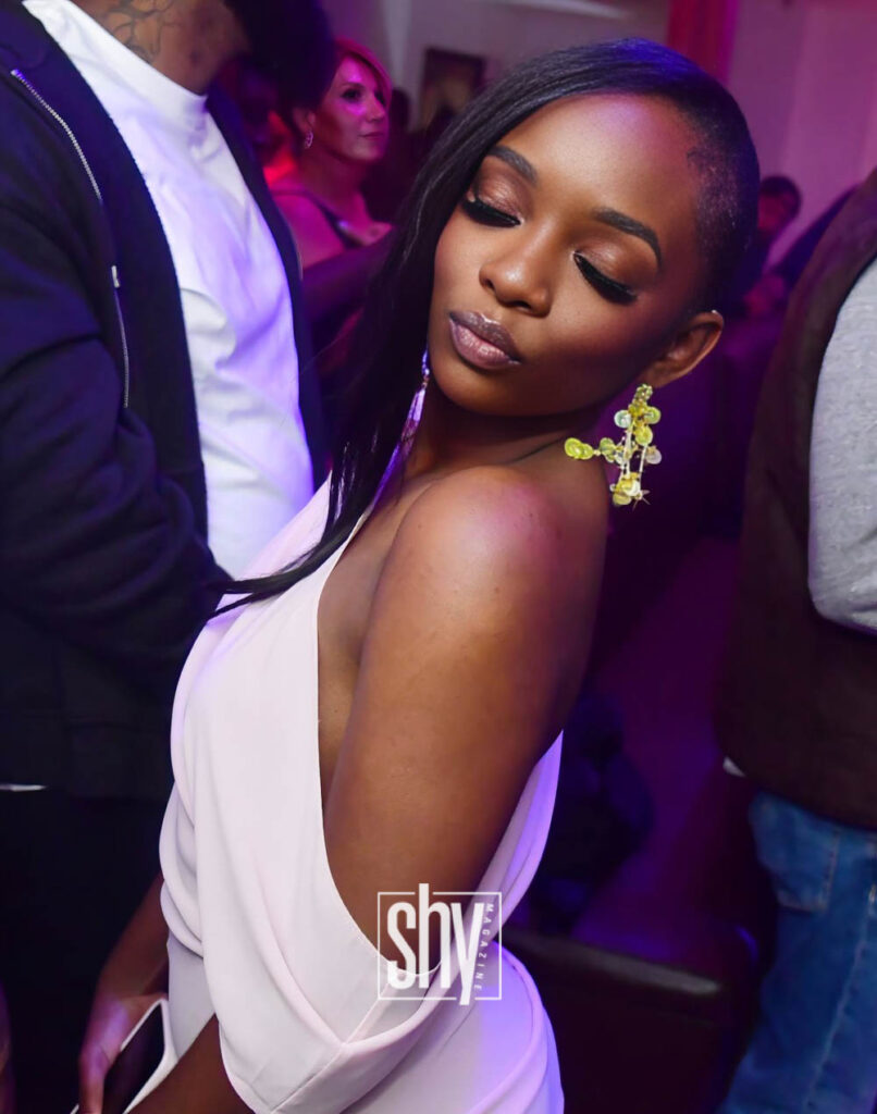 air lounge shy magazine 88