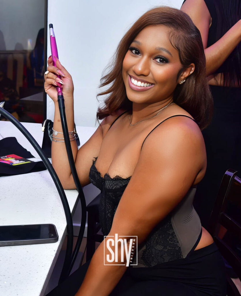air lounge shy magazine 42