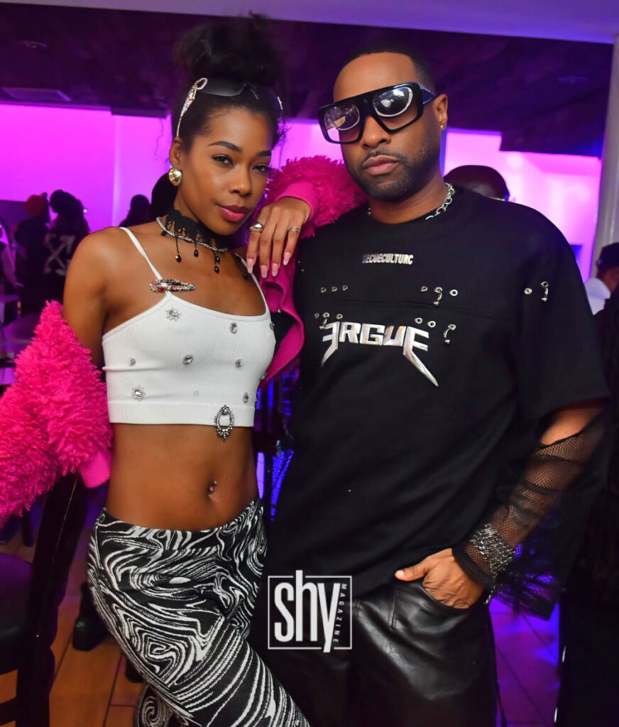 air lounge shy magazine 83