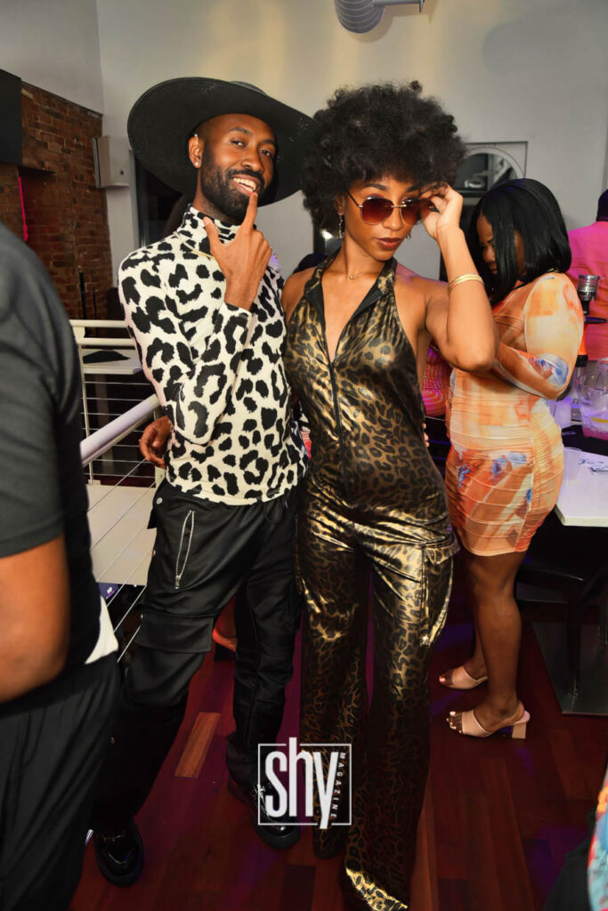 air lounge shy magazine 107