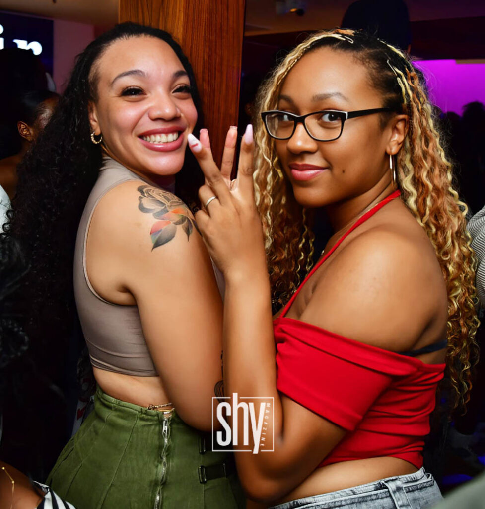 air lounge shy magazine 20