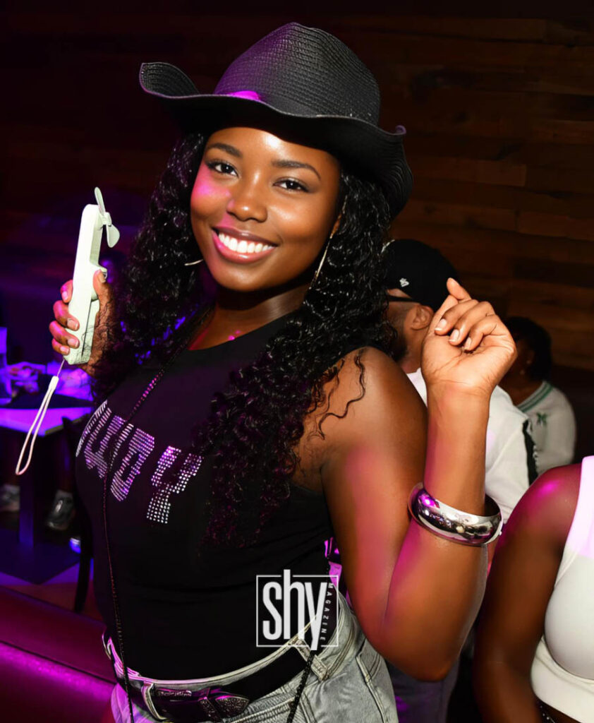 air lounge shy magazine 4