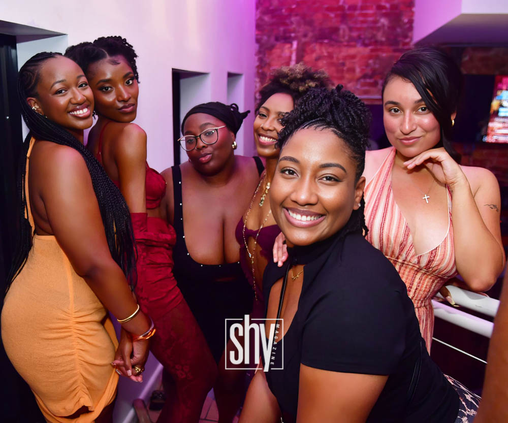 air lounge shy magazine 45
