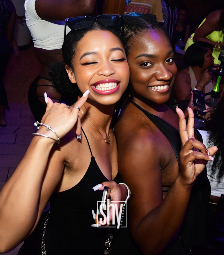 air lounge shy magazine 18