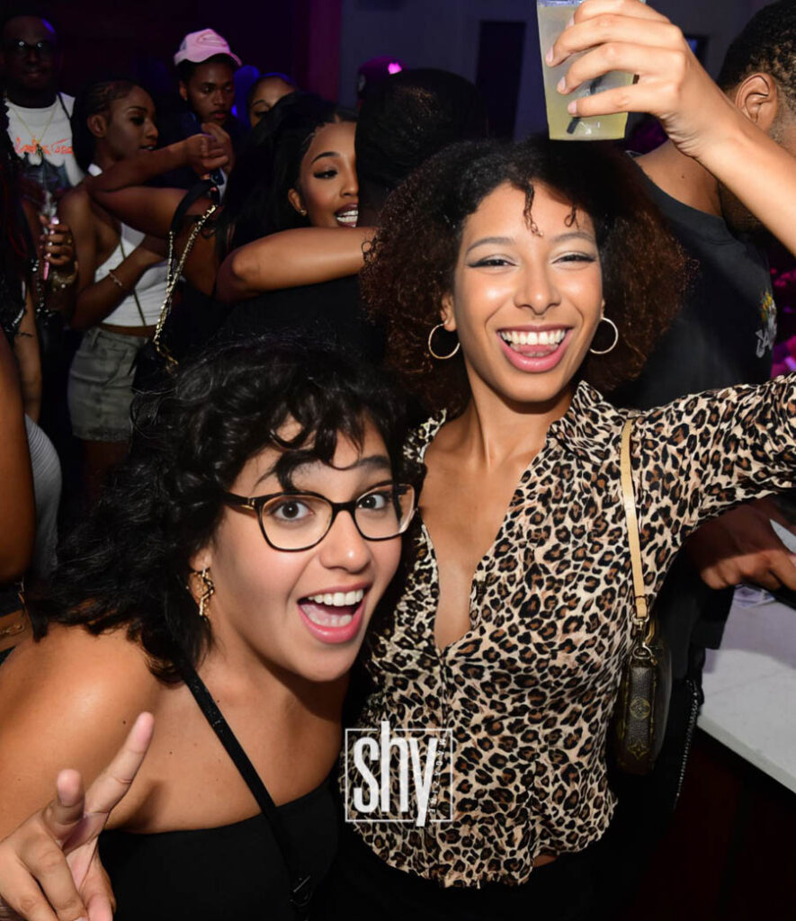 air lounge shy magazine 26