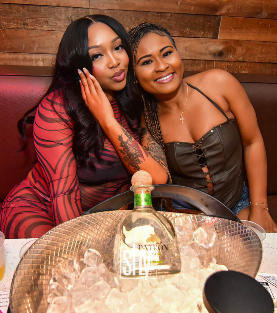 air lounge shy mag 36