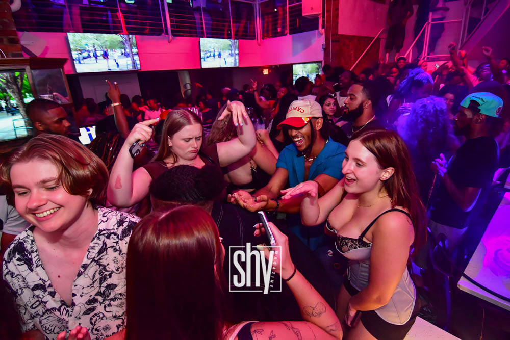 air lounge shy mag 43