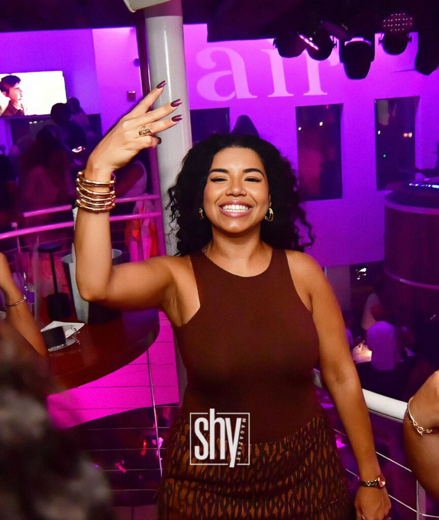 air lounge shy mag 84