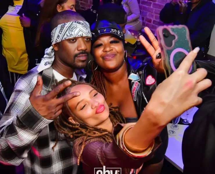 air lounge shy magazine 115