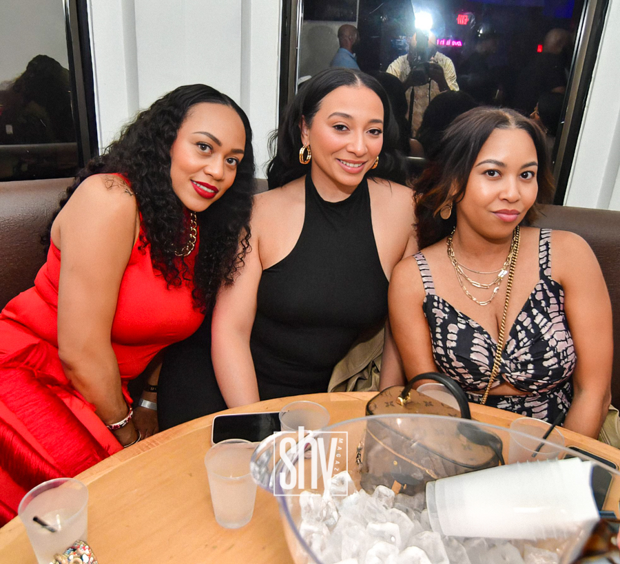 air lounge shy magazine 24