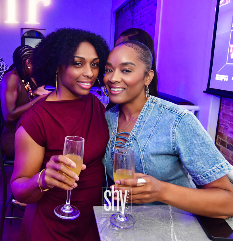air lounge shy magazine 30