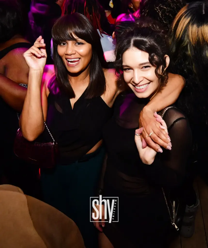 air lounge shy magazine 114